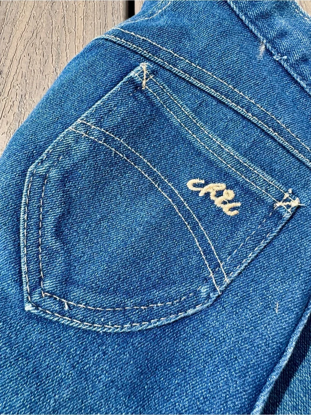 chic Dark Blue Straight-Leg Jeans